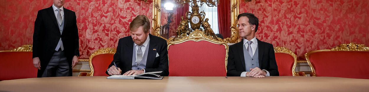 Contraseign Koning Willem-Alexander en minister-president Rutte
