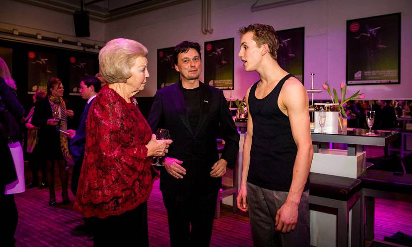 Prinses Beatrix bij opening Holland Dance Festival.