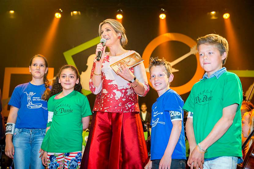 Koningin Máxima aanwezig bij eindconcert Kinderen Maken Muziek