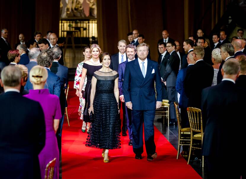 De Koning en Koningin Máxima met Deens Kroonprinselijk Paar bij diner handelsbezoek