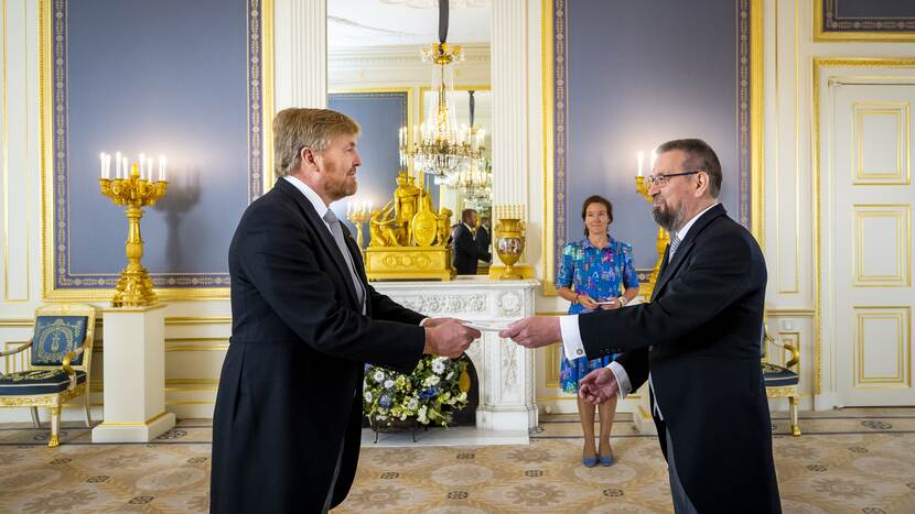 Koning Willem-Alexander ontvangt de geloofsbrieven van de ambassadeur van de Republiek Finland, Z.E. Ilkka-Pekka Antero Similä