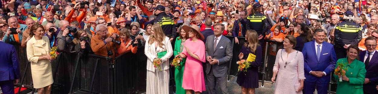 Koninklijke familie op het Vrijthof in Maastricht