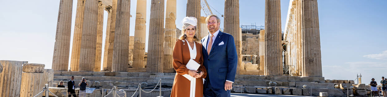 Koning Willem-Alexander en Koningin Máxima bezoekt de Akropolis