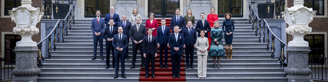 Koning Willem-Alexander en ministers kabinet-Jetten