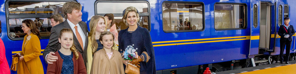 Op 27 april 2017 neemt de Koninklijke familie de Koninklijke trein naar Tilburg voor de viering van Koningsdag.