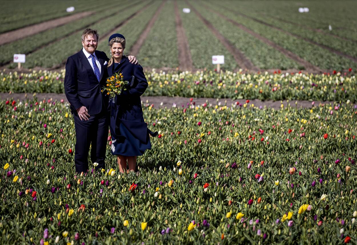 Koning Willem-Alexander en Koningin Máxima bezoeken Duin- en Bollenstreek