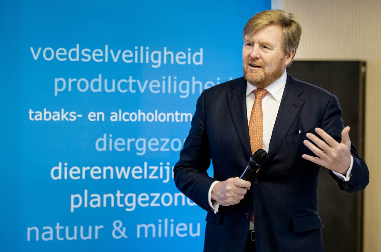 Koning Willem-Alexander bezoekt de Nederlandse Voedsel- en Warenautoriteit