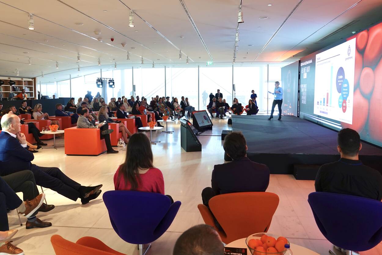 Ο King Willem-Alexander και η Queen Máxima συμμετέχουν σε διαγωνισμό pitch startups Orange Grove στην Αθήνα