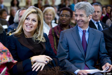 Den Haag, 8 maart 2007: Prinses Maxima is met minister Plasterk van OCW aanwezig bij de start van het project Duizend en Eén Kracht.