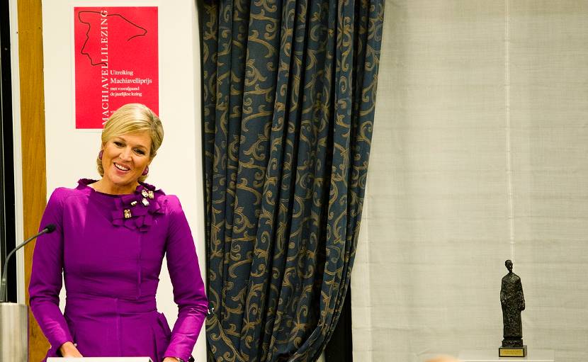 Prinses Máxima neemt Machiavelliprijs 2011 in ontvangst.