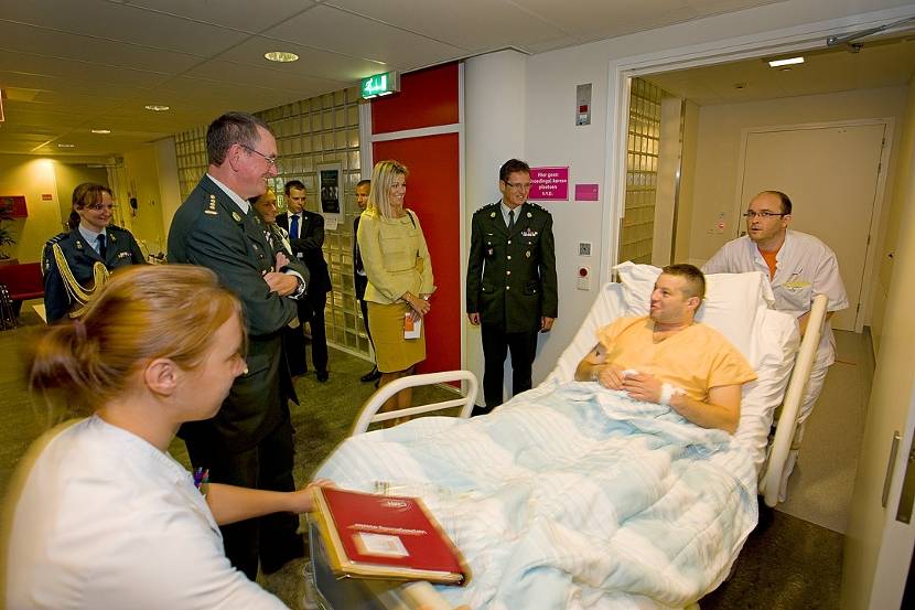 Prinses Máxima bezoekt Centraal Militair Hospitaal