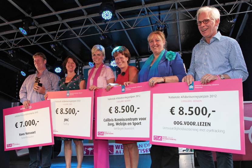 Prinses Laurentien reikt Nationale Alfabetiseringsprijzen 2012 uit