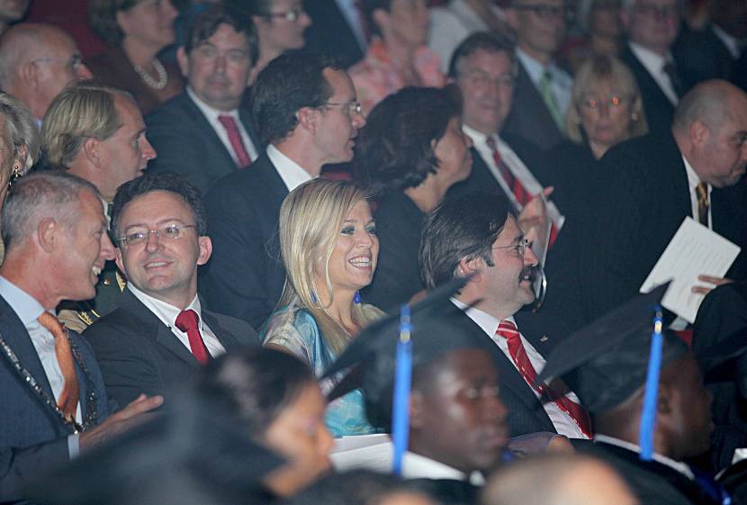 Prinses Máxima bij jubileumviering Maastricht School of Management