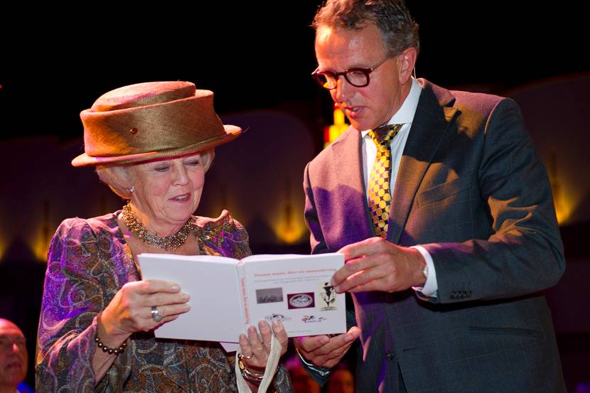 Koningin bij het Jaarcongres KNMvD