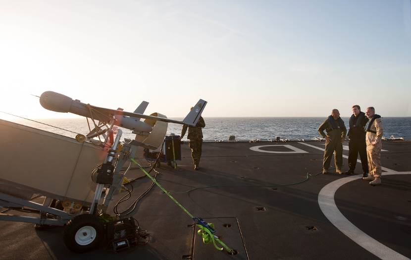 Prins van Oranje bezoekt anti-piraterij missie