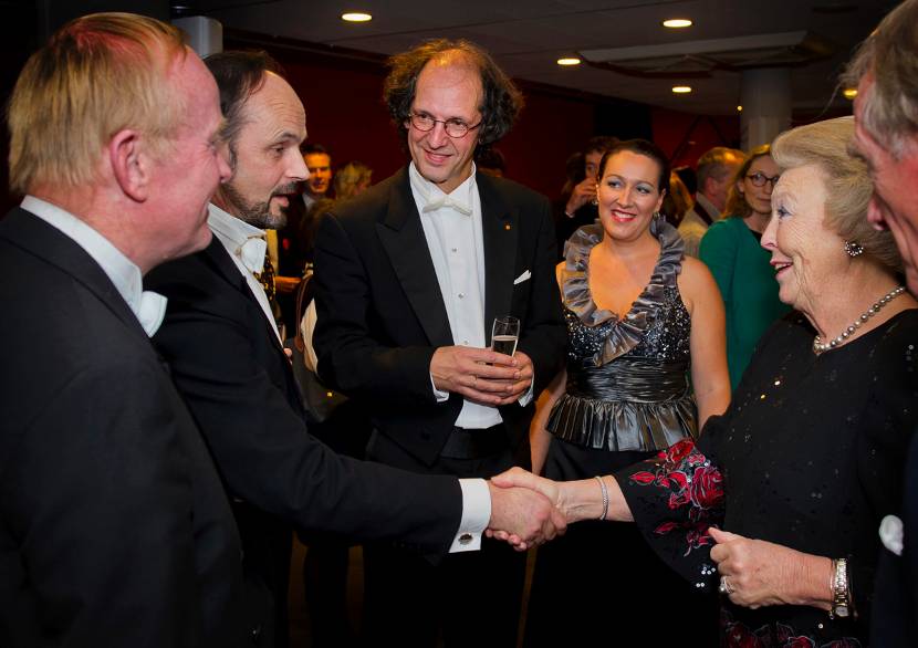 Koningin aanwezig bij jubileumconcert van de Residentie Bach Ensembles