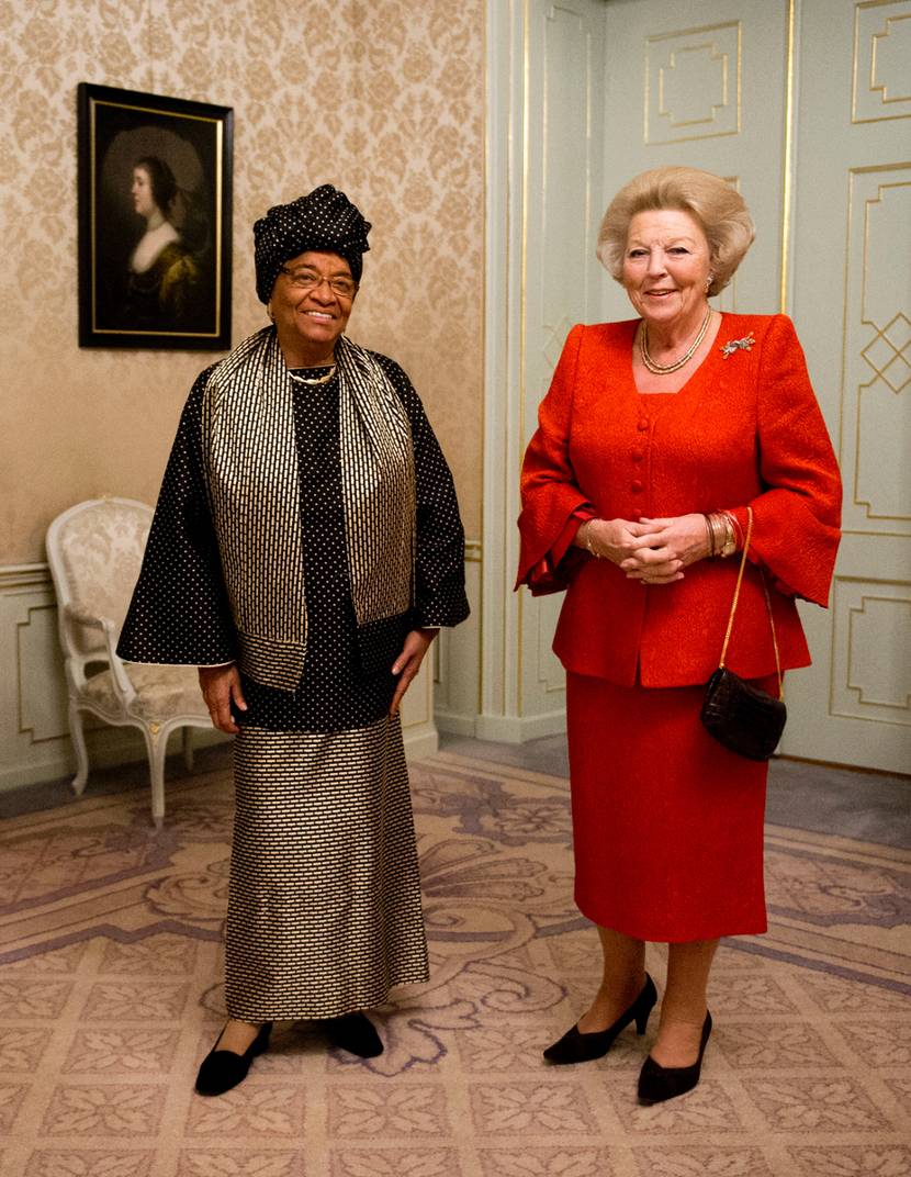 Koningin ontvangt president Johnson Sirleaf van Liberia