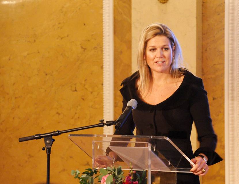 Prinses Máxima houdt toespraak op symposium 10 jaar Prins Claus Leerstoel
