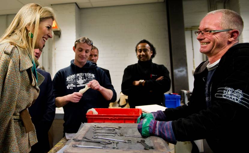 Prinses Máxima bezoekt werkplaats Reclassering Nederland.