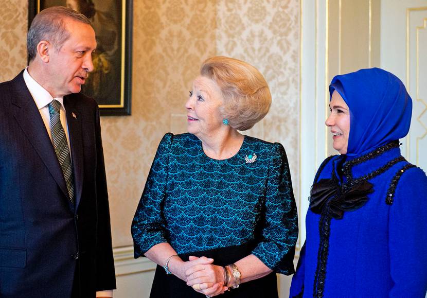 Minister-president Erdoğan van Turkije brengt een bezoek aan Nederland.