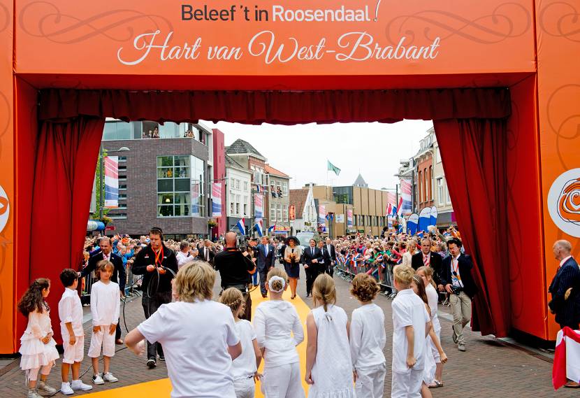 Roosendaal, 12 juni 2013: Koning Willem-Alexander en Koningin Máxima tijdens hun bezoek aan Noord-Brabant.