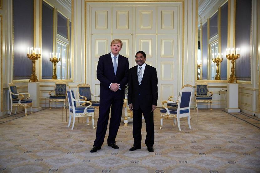 Koning Willem-Alexander ontvangt de president van Zanzibar, Ali Mohamed Shein, op audiëntie op Paleis Noordeinde. 