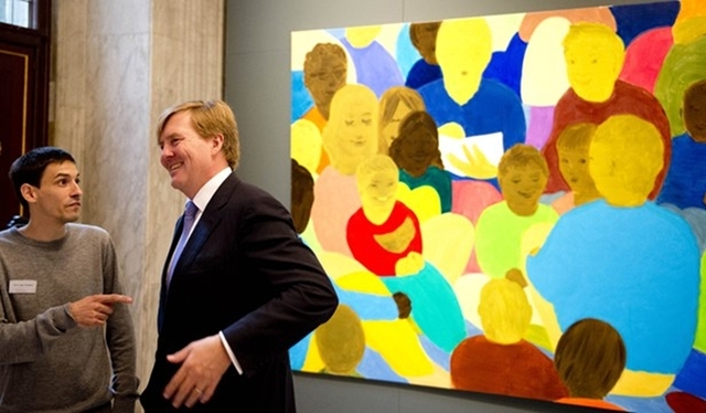 Koning reikt Koninklijke Prijs voor Vrije Schilderkunst 2013 uit.