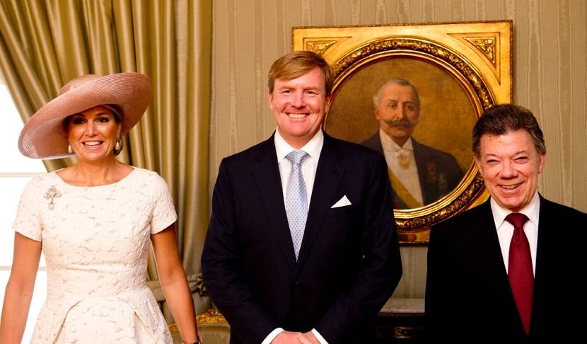 De Koning en Koningin worden in de hoofdstad van Colombia, Bogotá, ontvangen door president Juan Manuel Santos.