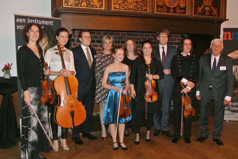Prins Constantijn bij jubileumconcert Nationaal Muziekinstrumenten Fonds.