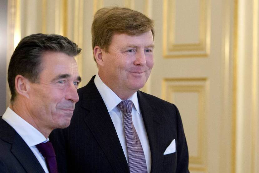 Koning Willem-Alexander ontvangt secretaris-generaal Rasmussen donderdagochtend in audiëntie op Paleis Noordeinde .