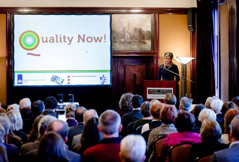 Koningin Máxima houdt een openingswoord bij Quality Now!, een Europese conferentie over de kwaliteit van cultuuronderwijs in de basisschool te Amsterdam .