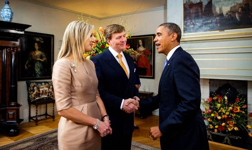 Koning Willem-Alexander en Koningin Máxima ontvangen de Amerikaanse president Barack Obama op Paleis Huis ten Bosch, op de eerste dag van de Nuclear Security Summit