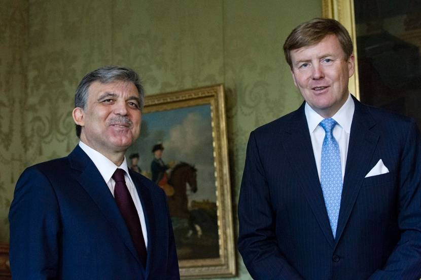 Koning Willem-Alexander ontvangt - en marge van de Nuclear Security Summit - president Gül van de Republiek Turkije in audiëntie