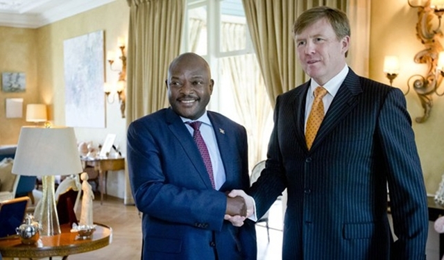 Koning Willem-Alexander ontvangt president Pierre Nkurunziza van Burundi in audiëntie op de Eikenhorst