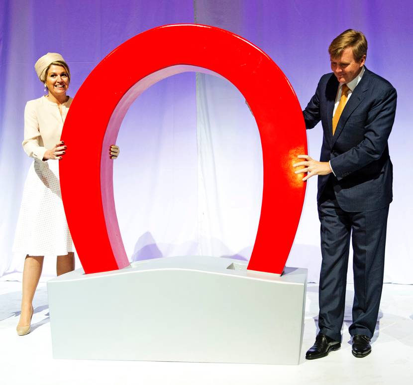 Koning Willem-Alexander en Koningin Máxima openen het innovatiecentrum ICER.