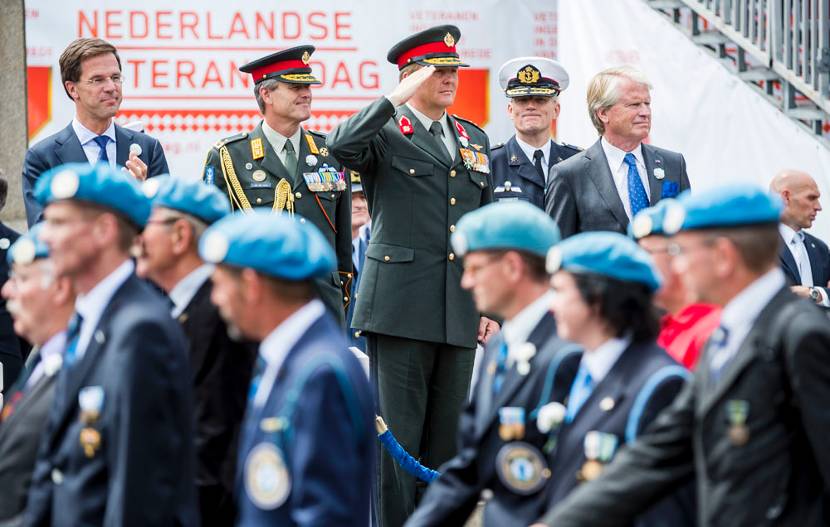 Koning en minister-president bij Nederlandse Veteranendag
