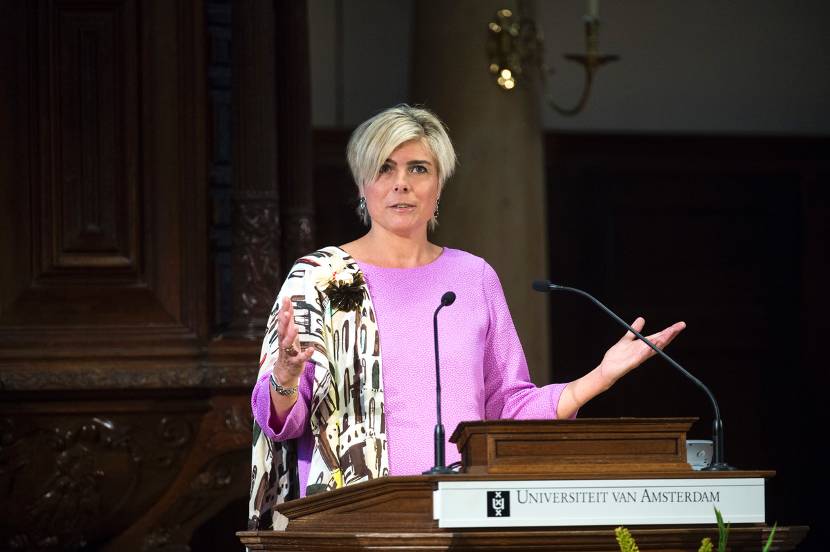 Prinses Laurentien bij internationaal congres taalontwikkeling kinderen