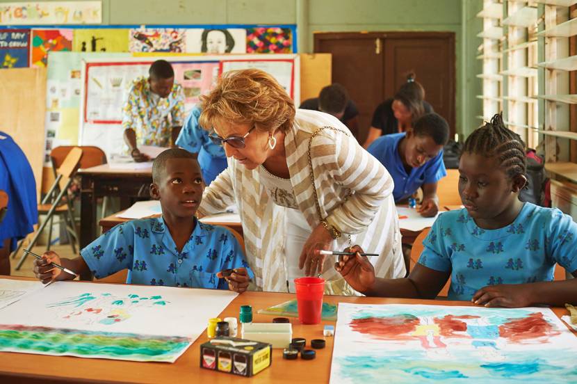 Prinses Margriet brengt werkbezoek aan SOS Kinderdorpen in Ghana