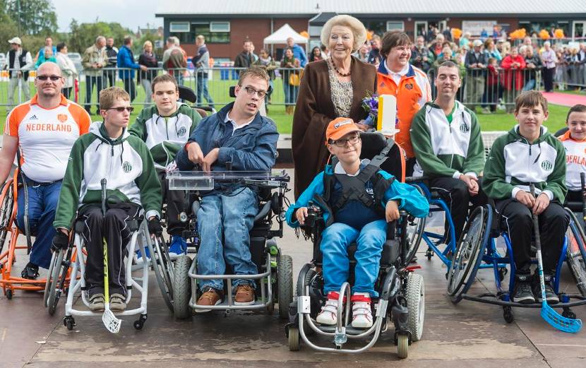 Prinses Beatrix bij 55e landelijke campagnedag Zwaluwen Jeugd Actie