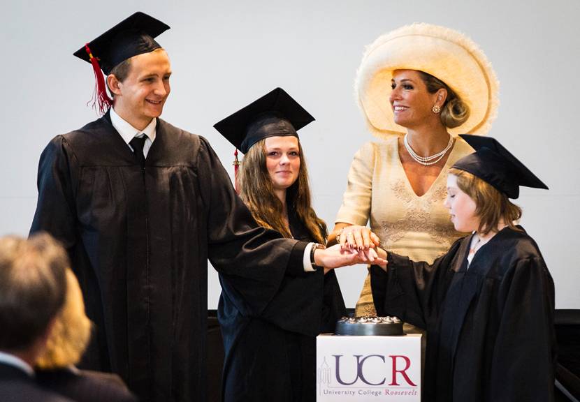 Koningin opent Centrum voor Onderwijsexcellentie University College Roosevelt