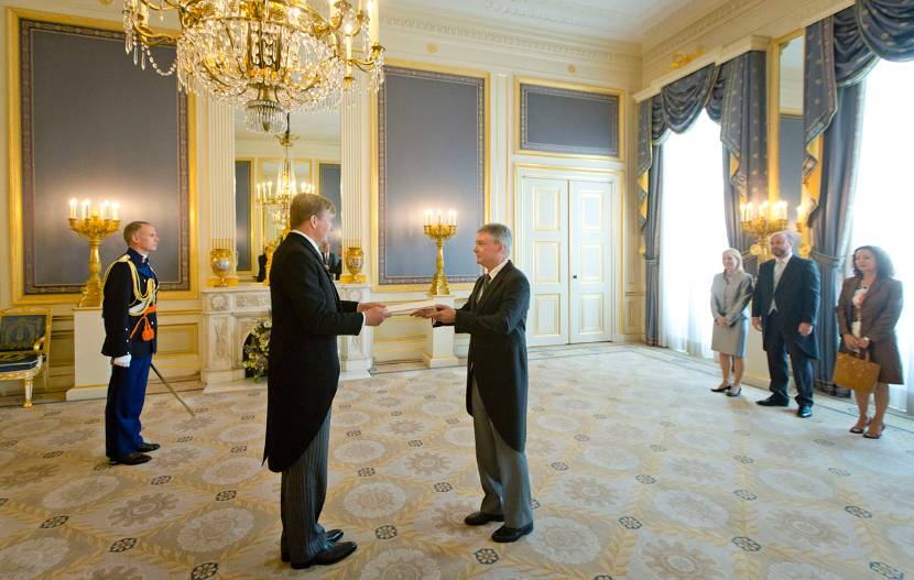 Geloofsbrieven ambassadeurs Albanië, Nieuw-Zeeland en Zwitserland