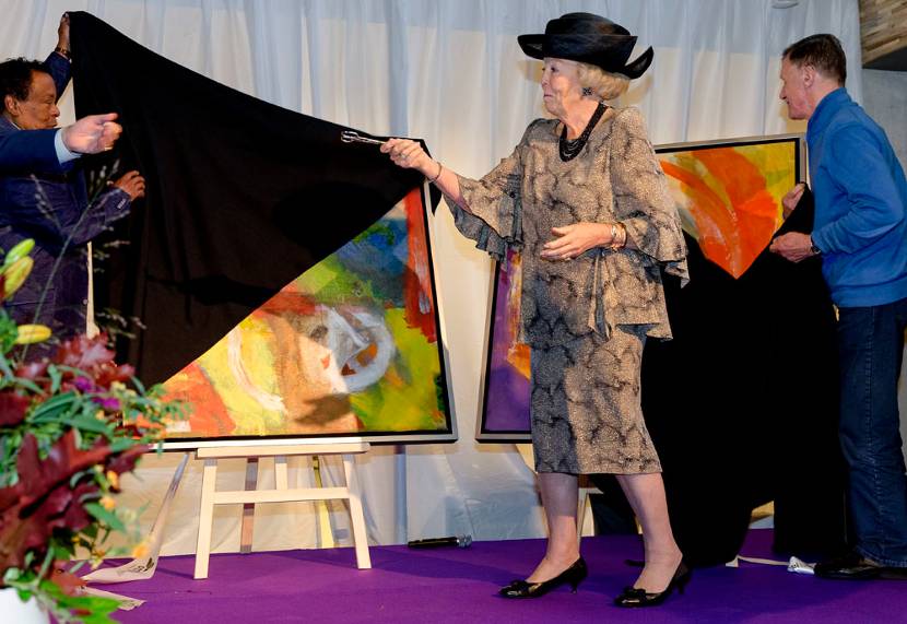 Prinses Beatrix opent nieuwbouw van Archipel Landrijt in Eindhoven.