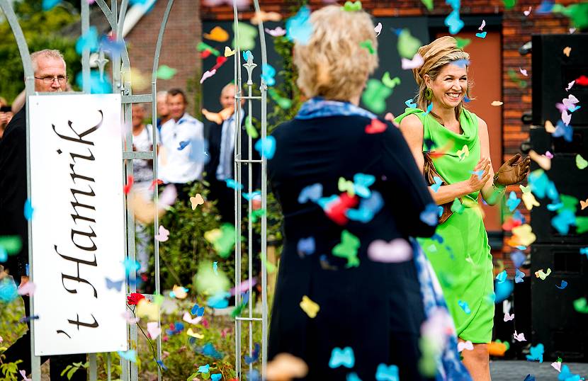Koningin Máxima opent verpleegcentrum ’t Hamrik in Nieuwolda