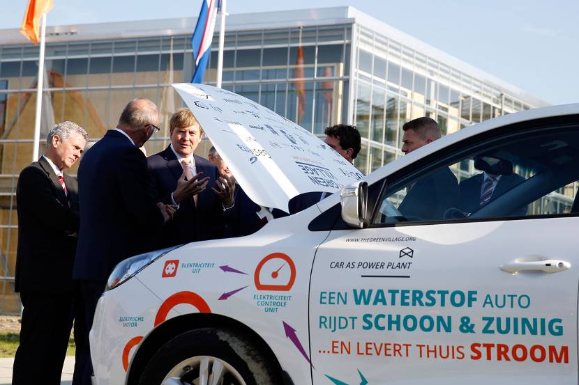 Koning Willem-Alexander opent het Energy Transition Centre