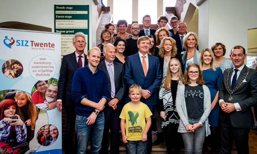 Koning Willem-Alexander bezoekt de Stichting Informele Zorg Twente