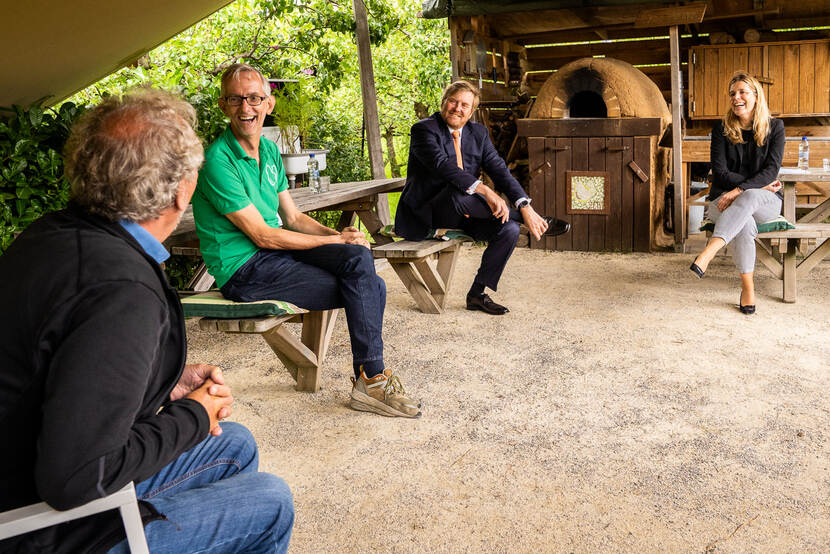 Koning Willem-Alexander bezoekt Gilde Stadstuiniers Zoetermeer