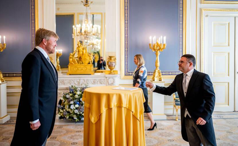 Koning Willem-Alexander ontvangt de geloofsbrieven van de ambassadeur van Malta