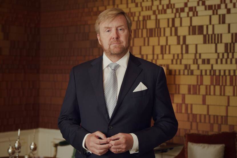 Koning Willem-Alexander tijdens zijn videoboodschap voor de Algemene Vergadering van de Verenigde Naties