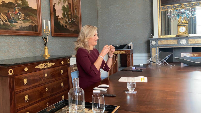 Koningin Máxima videobelt bij feestelijke aftrap muziekonderwijs Noord Noord-Holland.