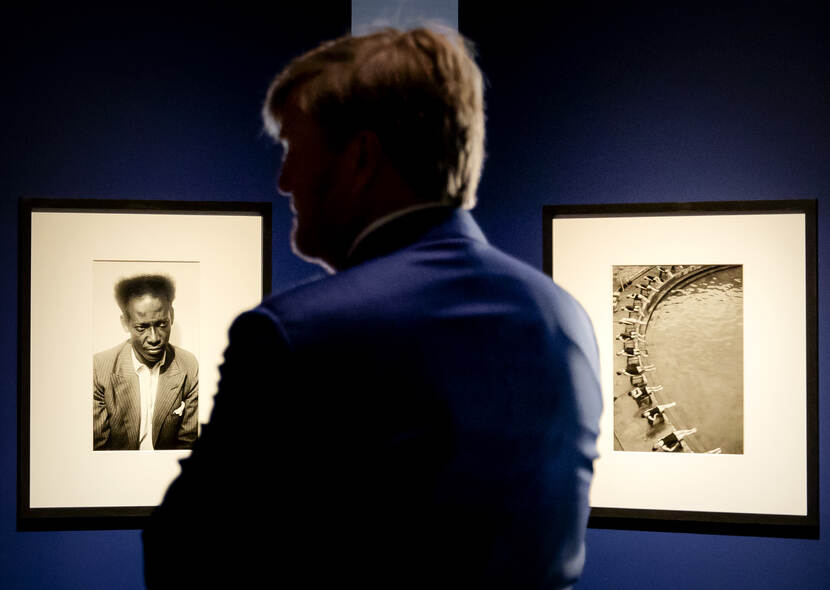Koning bezoekt Nederlands Fotomuseum